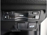 ETC車載器付きです。高速道路の料金所もスムーズに通過できます。