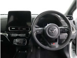 運転席から見たハンドルダッシュまわりになります。