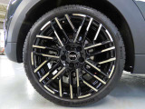 215/40R18 ナイトフラッシュスポーク2トーン