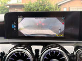 バックカメラが使用可能でございます。駐車が苦手な方も後方の映像を確認しながら後退する事が出来ますので安心できます。また、画像も鮮明でございますので物体の確認も容易に確認する事が出来ます。