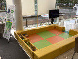 キッズコーナーご用意しております。どの席からでももお子様を確認することが可能です。