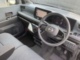 広々とした視界を体感できます。運転が楽しくなりますね。