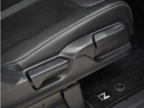 ◆シートハイトアジャスター◆運転席を上下に高さ調節ができます!運転ポジションを体格に合わせてシート調整できます。