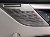 【MERIDIAN】は英国のプレミアムオーディオブランドです。重低音から高音域までしっかりと再現でき、コンサートのような臨場感溢れる音響空間を実現します。どうぞ店頭にてご体感ください。