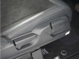 ◆シートハイトアジャスター◆運転席を上下に高さ調節ができます!運転ポジションを体格に合わせてシート調整できます。