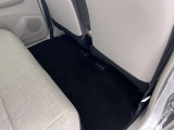 フロアマットもきれいな状態です。