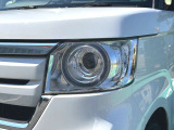 【届出(登録)済未使用車とは】自動車の分類では「新車」「中古車」この2種類しかありません。走行距離が100km未満かつ初度登録または初度届出された車両を「届出(登録)済未使用車」と呼んでいます。