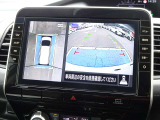 【アラウンドビューモニター】空から見下ろしているような視点で周囲を確認できます。スムースな駐車をサポートします♪