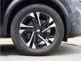■タイヤ215/60R17