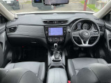 インパネ全体は写真の通りです!広々の運転席!運転席周りのボタンも操作しやすいです!写真で見切れている部分で見たい箇所があればお気軽にお問い合わせください!!