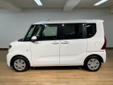 1年間走行距離無制限保証/走行2.5万km/CDチューナー/LEDヘッドライト/クリアランスソナー/電動格納ミラー/アイドリングストップ/キーレスエントリー/オートマチックハイビーム/オートライト