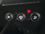 夏でも冬でもお好みの温度に設定しておけば、AUTO ボタンひとつで快適な車内空間へ!風の強さや温度、内外気の切り替えも自動で調整してくれます♪