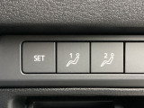 運転席シートポジションを2つまでメモリーすることができます