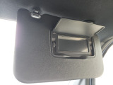 運転席側サンバイザー