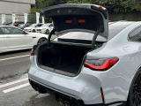 「自動車保険も、純正のクオリティを。」BMWの正規ディーラーのみが取り扱い可能な、BMW専用自動車保険。専任のスタッフが皆様のカーライフを、24時間365日サポート致します。