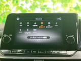 様々なソースからお好みの音楽を再生可能。ラジオ、CD、USBなど、多様なメディアに対応し、旅の時間を豊かに彩ります。