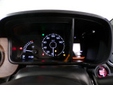 見やすいメーター回りで、運転に集中することができます!