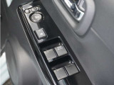 ◆パワーウィンドウスイッチ◆運転席から全席の窓の開閉操作を行うことが出来いつでも換気ができます!
