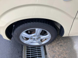 上質な中古車を各種取り揃えてございます。品質の違いを視て触れてください。