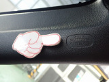 たとえ安全運転していても横からの不意の衝突は避けられないかも知れません。 そんな時に大切な乗員を守るサイドエアバッグ付き! 大切なご家族を守るための安心装備です。
