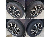 【オシャレは足もとから】Honda純正14インチアルミホイールを装備しております♪