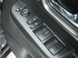 ◆パワーウィンドウスイッチ◆運転席から全席の窓の開閉操作を行うことが出来いつでも換気ができます!
