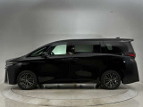 当社の車両本体価格には、納車前の車検整備費用も含まれています。別途で支払う場合、点検費用も安くありません。やっぱりU-Carは総額でも比べる必要がありますね。