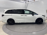 納車前には、当社メカニックによる『プロの視点』で、安全かつ安心して気持ちよくお乗りいただける整備を行います。詳しくはスタッフまで。