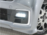 ◆フォグライト◆ 霧などの悪天候時、自車の位置を示すとともに前方や路肩が見えずらい時、近い位置をワイドに照らしてくれます