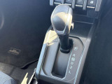 パートタイム4WD/ナビ/地デジ/バックカメラ/シートヒーター/ETC/スマートキー/アクセサリーソケット/クルーズコントロール/純正アルミホイール/取扱説明書/メンテナンスノート
