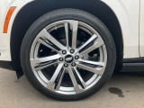 【GLIONグループ GSQUARE】の車輌をご覧頂き、誠にありがとうございます。お客様にピッタリなお車を弊社スタッフがご案内させて頂きます。