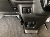 冬季はエンジンが温まるまで寒い!けどすぐに温まるシートヒーターで、ぽかぽか快適ドライブを。