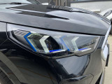 BMWのオートライトは積極的にライトをつけることにより、自車の存在を周囲に向けアピールいたします。それは安全性への配慮でもあります。