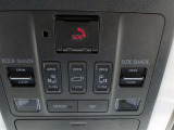 両側パワースライド装備です♪運転席から開け閉めの操作・ON/OFFの切替えも可能です♪