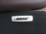 【BOSEサウンドシステム】高性能スピーカーで広がりのある、包み込むような音を体感してください。