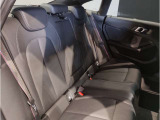 【エアバック】BMWのエアバックやその他の安全装備は、互いに補完しあう事で徹底した安全性を貫きます。万一の事故の際にそれぞれ最適な保護を提供してくれます!