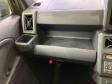 納車前にはプロのメカニックが、各部の点検を行います。ディーラーにしか出来ない品質、そしてサービスできっと満足していただけると思います!