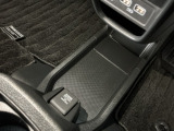 豊富に在庫を取り揃えています!軽自動車からミニバン、セダン、SUV、話題のハイブリッド車など続々入荷しております!