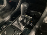 全てのトランスミッションのメリットを兼ね備えた理想的なAT、それがSKYACTIV-DRIVE(スカイアクティブドライブ)です。「滑らかな変速」「ダイレクト感あふれるシフトフィール」そして「低燃費」です!