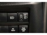 車体が傾いた状態の時にヘッドライトの光の高さを上下に調整することが出来ます!