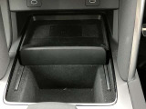 センターコンソール小物入れ。