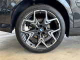 BMW正規ディーラー BMW Premium Selection調布の認定中古車です。厳しい基準をクリアした高品質車両のみ販売。BMW認定中古車保証付き(最長4年・距離無制限)、全国納車対応可能です。