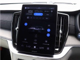 【Bowers&Wilkins】カスタマイズできる音響空間。車内で、自分だけの音響体験を。「ジャズクラブ」などお好みのシーンを選んで、まるでその場所にいるかのような臨場感を味わえます。