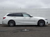 お車のお見積りと合わせましてBMW自動車保険のお見積もご用意致します。BMW車オーナー様へ向けたBMWだけの特典がございますBMW自動車保険につきましてもお気軽にご相談下さい。