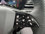 ●ステアリングヒーター『車のステアリングホイール(ハンドル)を温める機能です。この機能は寒い季節に運転中の手を温かく保つために役立ちます。』