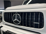 メルセデス・ベンツの定める厳しい基準をクリアしたお車のみをご案内させていただきます。納車前整備はメーカー規定に基づき100項目以上にも及ぶ点検を熟練のメカニックによって行いご納車させていただきます。