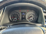 直感的に理解できる表示で、車の状態を把握できます。分かりやすいデザインで、安心してドライブを楽しめます。