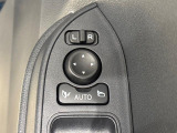 オート格納機能付きドアミラー キーフリーシステムのドア施錠に連動して自動的に格納!乗降時のミラー操作の手間が省けて便利です♪閉じ忘れを防げるほか、降車の直前まで後方の確認ができます!!