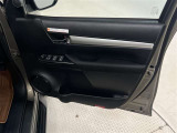 運転席ドア内側!