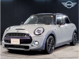 ☆3ドア、5ドア、コンバーチブル専門店☆!MINIを買うなら箕面店です!!MINIをご検討頂く際は一度箕面店にご相談下さい!